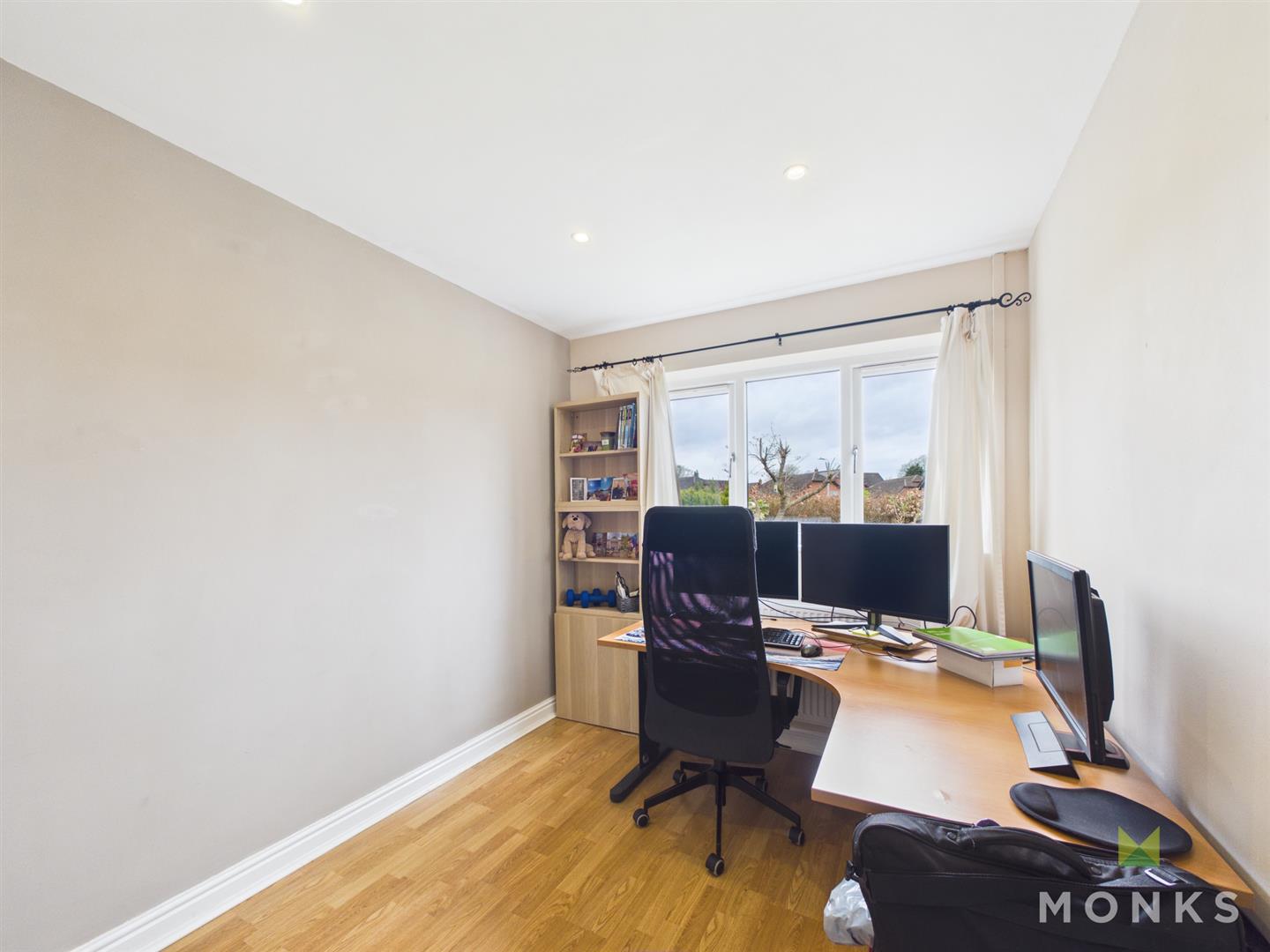 28 Fismes Way, Shrewsbury, SY4 5YD For Sale